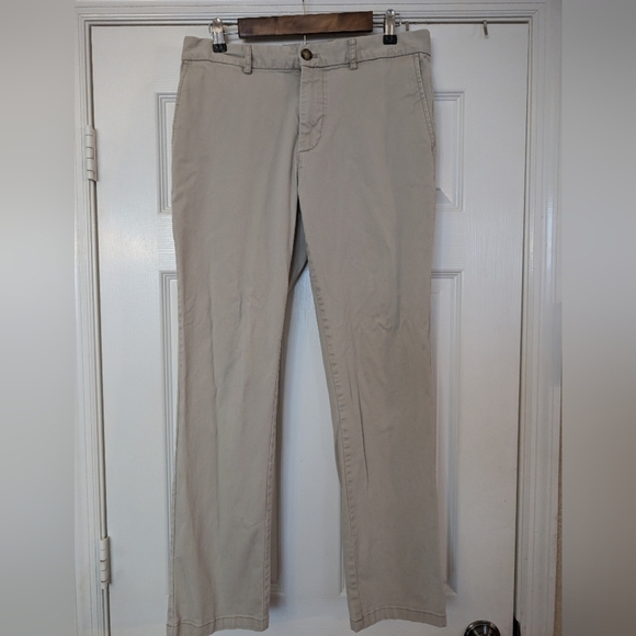 Men's OLD NAVY Flat Front Chino Pants - Picture 2 of 9